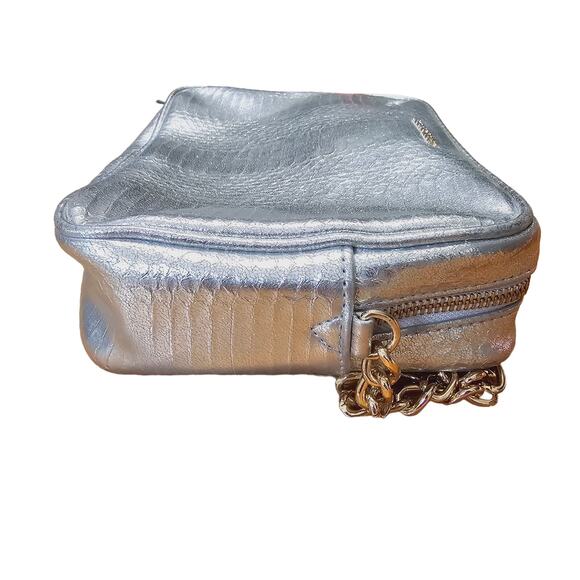 Victoria's Secret Metallic Silver Faux Snake Skin Crossbody Gold Chain Purse - Picture 8 of 14